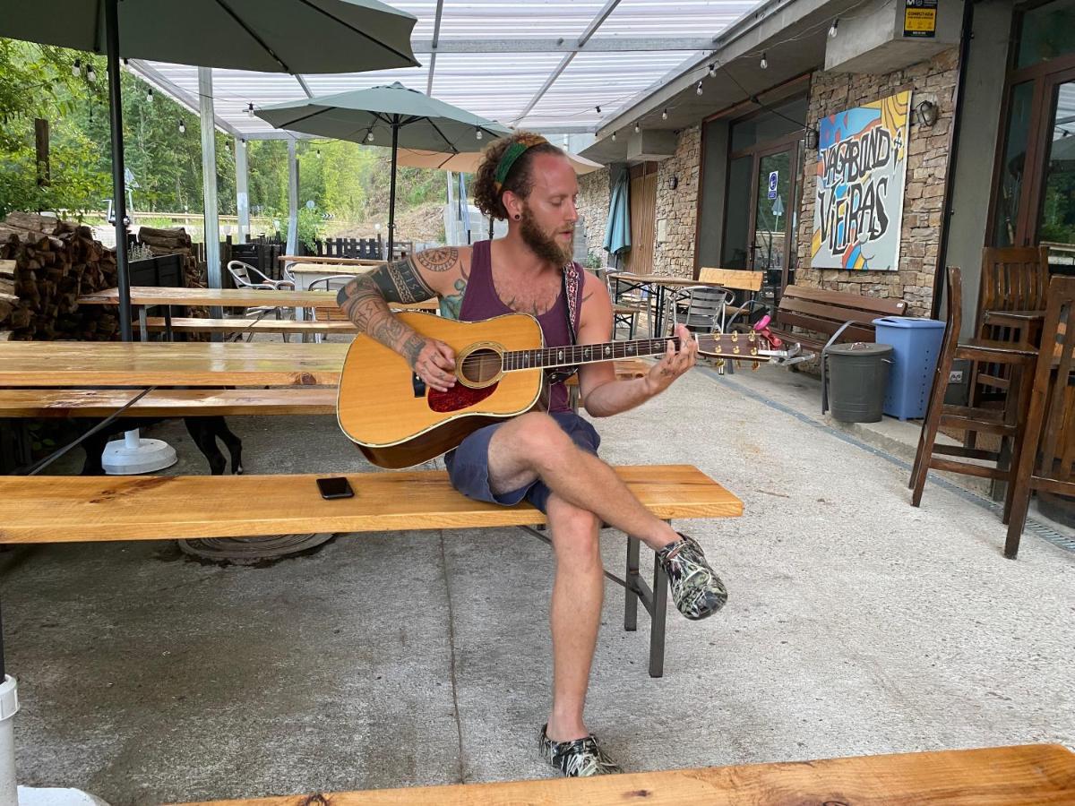 Alberg Vagabond Vieiras Beds & Dinner Acts-le-210